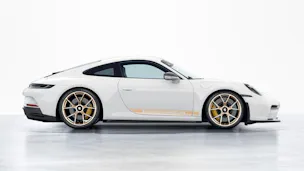 PORSCHE 911 GT3 mit Touring-Paket