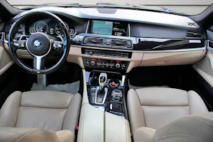 BMW 530d Touring xDrive Platinum Sport Edition