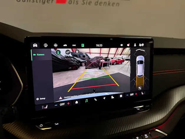 SKODA Octavia Combi 2.0 TSI DSG RS