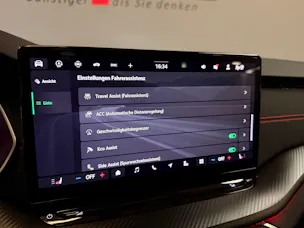 SKODA Octavia Combi 2.0 TSI DSG RS