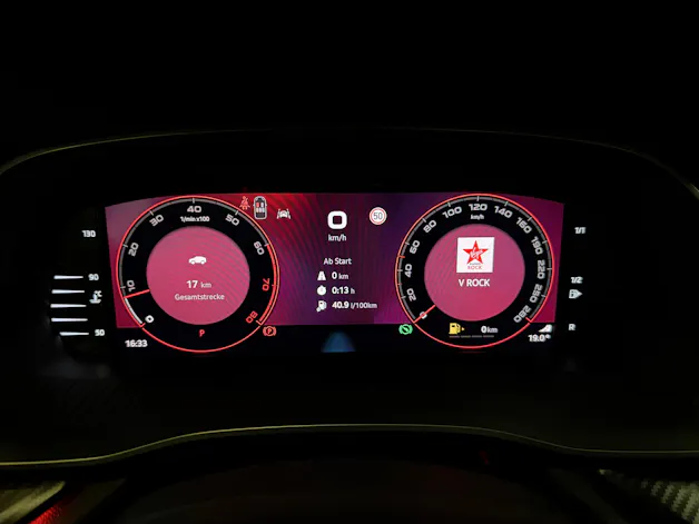 SKODA Octavia Combi 2.0 TSI DSG RS