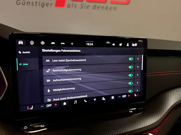 SKODA Octavia Combi 2.0 TSI DSG RS