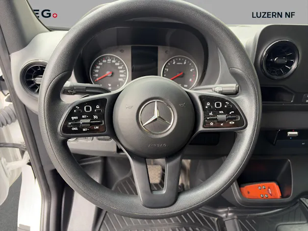MERCEDES-BENZ Sprinter 317 CDI Lang 9G-TRONIC