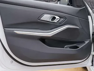 BMW M340i xDrive Steptronic M Sport Pro *Facelift*Werksgarantie*Lenkradheizung*Head Up Display*360° Kamera*