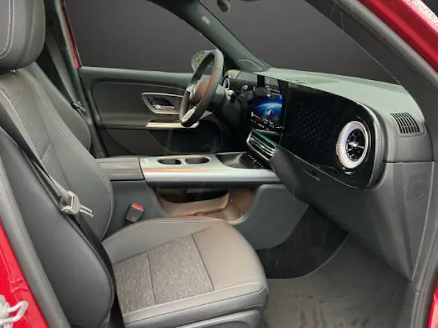 MERCEDES-BENZ GLB 200 4Matic 8G-Tronic