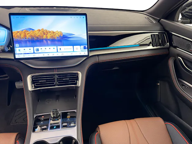 BYD Seal U DM-i Design AWD
