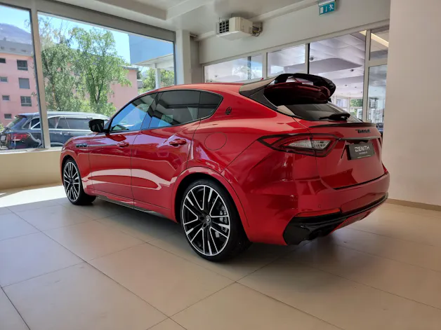 MASERATI Levante 3.8 V8 Trofeo - 1 of 100 - Mansory