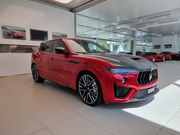 MASERATI Levante 3.8 V8 Trofeo - 1 of 100 - Mansory