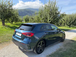 MERCEDES-BENZ A 180 AMG Line 7G-DCT