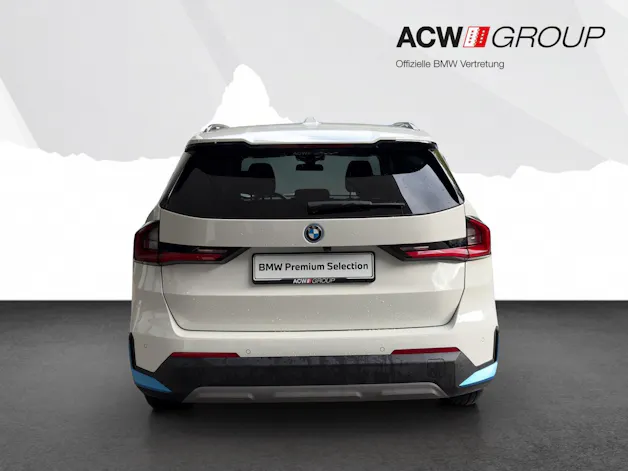 BMW iX1 xDrive30