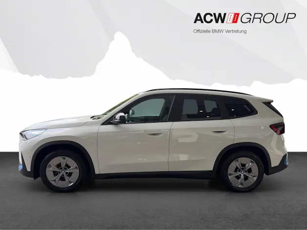 BMW iX1 xDrive30