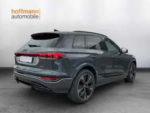 AUDI Q6 e-tron quattro