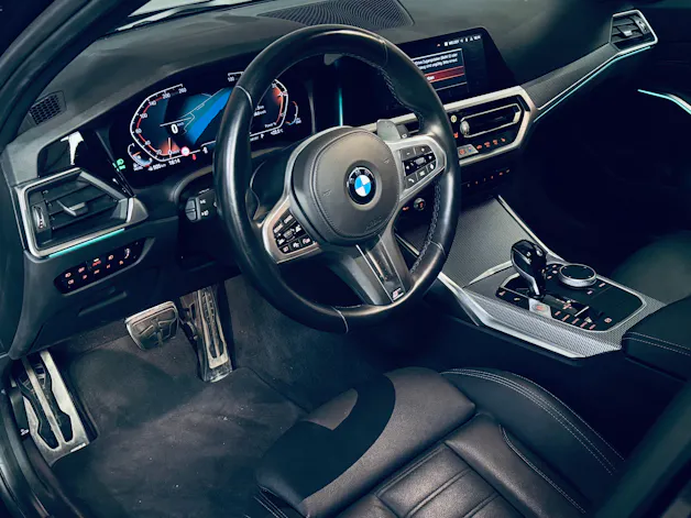 BMW 330d xDrive 48V Touring M Sport Steptronic