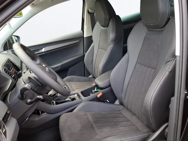 SKODA Karoq 2.0 TDI CR Dynamic 4x4 DSG