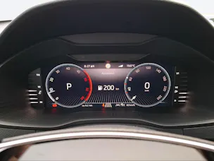 SKODA Karoq 2.0 TDI CR Dynamic 4x4 DSG