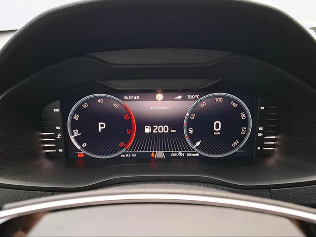 SKODA Karoq 2.0 TDI CR Dynamic 4x4 DSG