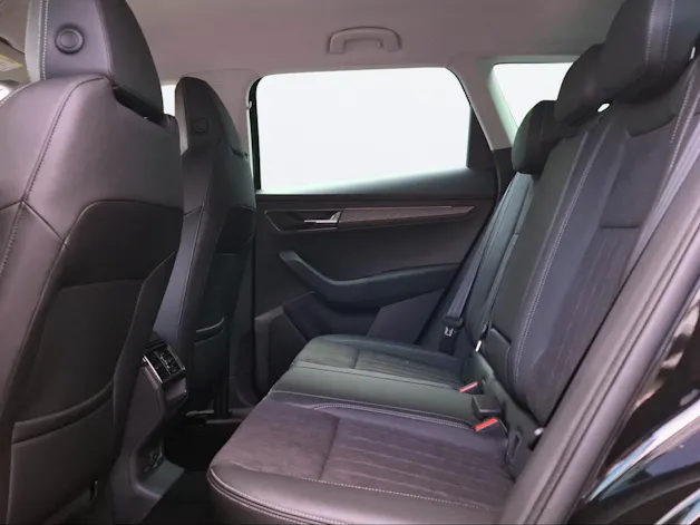 SKODA Karoq 2.0 TDI CR Dynamic 4x4 DSG
