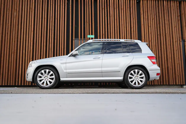 MERCEDES-BENZ GLK 250 CDI BLUE EFFICIENCY SPORT 4MATIC 7G-TRONIC l 204 PS