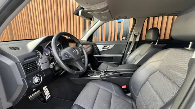 MERCEDES-BENZ GLK 250 CDI BLUE EFFICIENCY SPORT 4MATIC 7G-TRONIC l 204 PS
