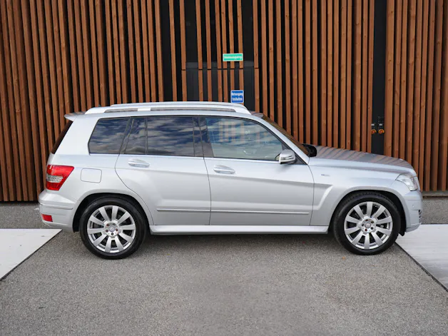 MERCEDES-BENZ GLK 250 CDI BLUE EFFICIENCY SPORT 4MATIC 7G-TRONIC l 204 PS