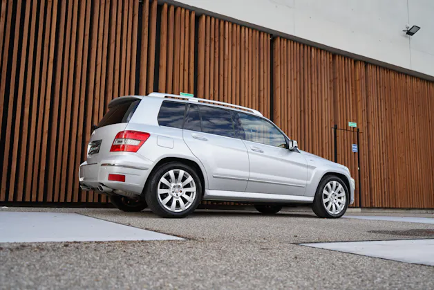MERCEDES-BENZ GLK 250 CDI BLUE EFFICIENCY SPORT 4MATIC 7G-TRONIC l 204 PS