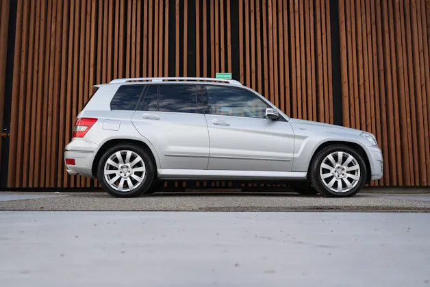 MERCEDES-BENZ GLK 250 CDI BLUE EFFICIENCY SPORT 4MATIC 7G-TRONIC l 204 PS