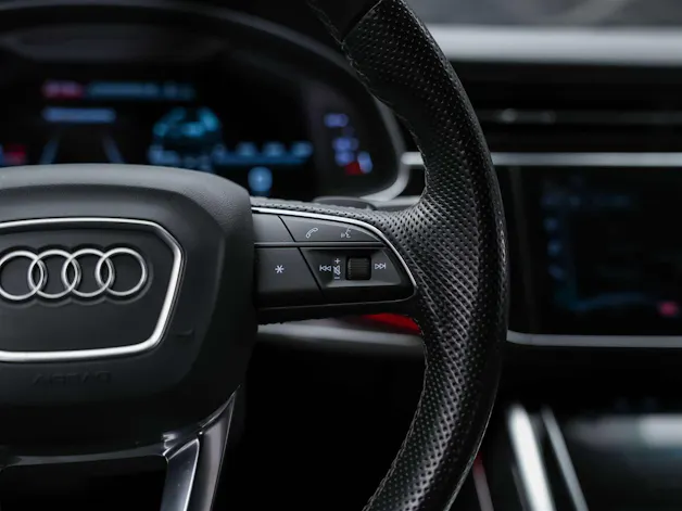 AUDI SQ8 TFSI quattro tiptronic *Maxton Body Kit*B&O*Standheizung*AHK*