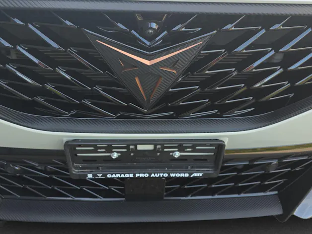 CUPRA Formentor 2.5TSI VZ5 Taiga Grey 4Drive DSG *ABT AKRAPOVIC EDITION*
