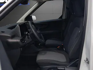 FORD Transit Courier Van 1.0 EcoBoost Trend Automat