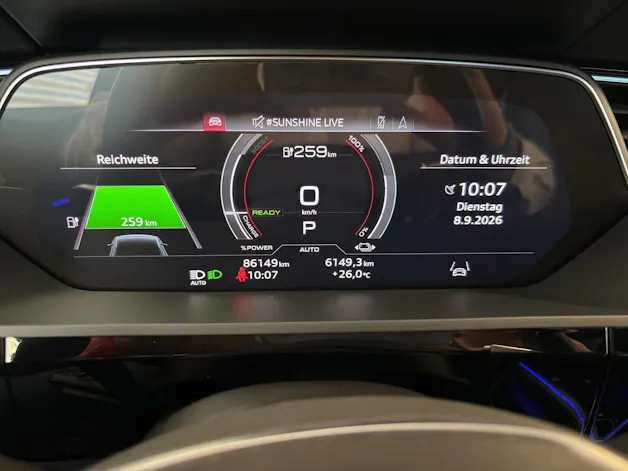 AUDI e-tron S quattro