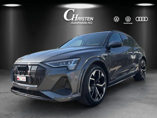 AUDI e-tron S quattro