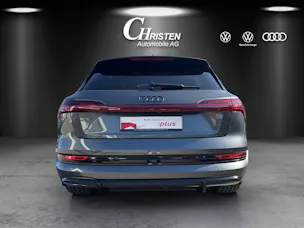 AUDI e-tron S quattro