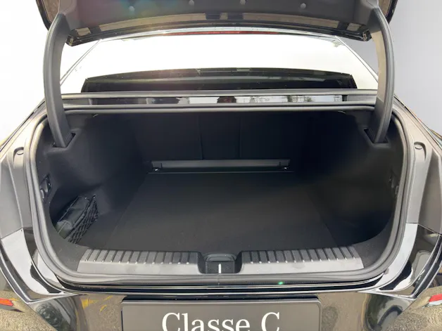 MERCEDES-BENZ C 400 4M EQ