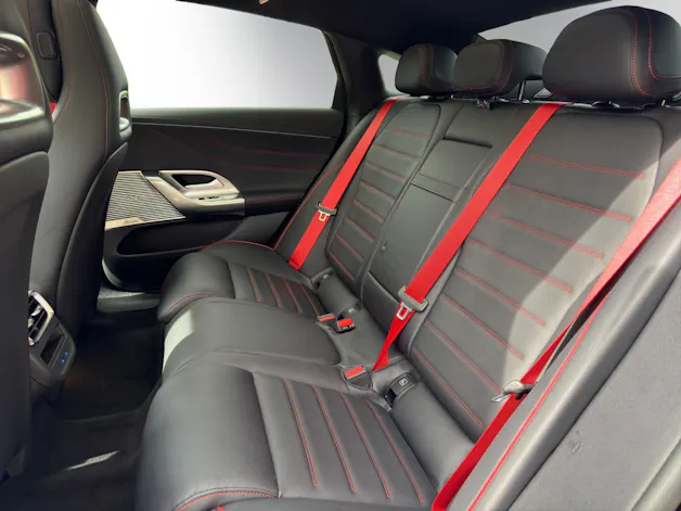 MERCEDES-BENZ C 400 4M EQ