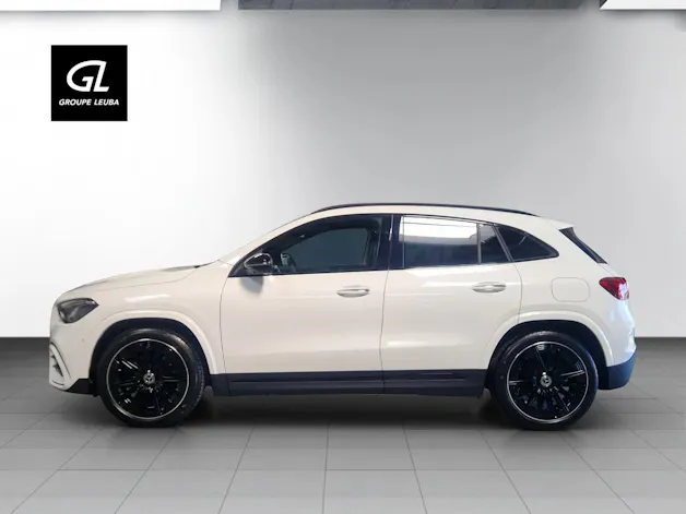 MERCEDES-BENZ GLA 200 Night Star 7G-DCT