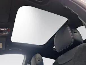 MERCEDES-BENZ GLA 200 Night Star 7G-DCT