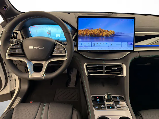 BYD Seal U DM-i Design AWD
