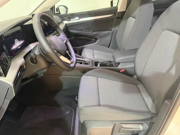 VW Golf Variant 1.5 eTSI mHEV Basis DSG
