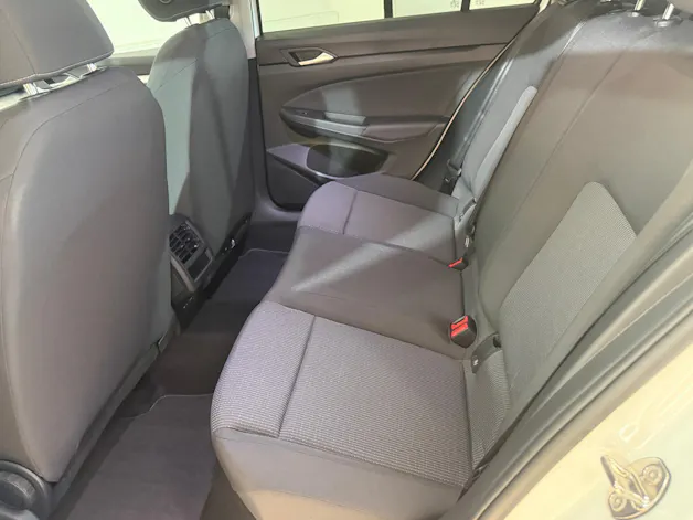 VW Golf Variant 1.5 eTSI mHEV Basis DSG