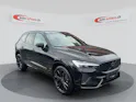 VOLVO XC60 B5 Benzin Mild Hybrid AWD Plus Black Edition Geartronic