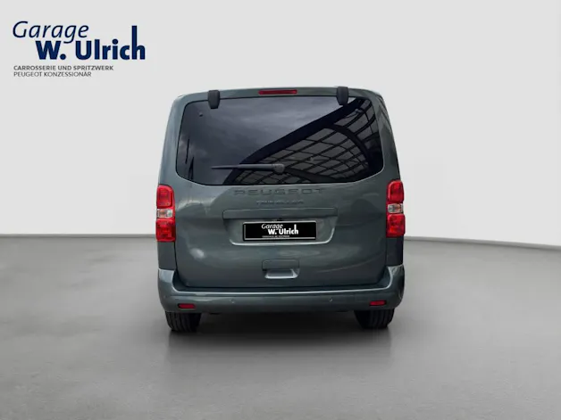 PEUGEOT Traveller Std. Family Ed. 2.2 BHDI 180 PS EAT 8