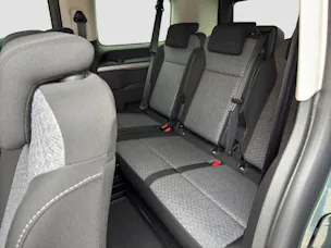 PEUGEOT Traveller Std. Family Ed. 2.2 BHDI 180 PS EAT 8