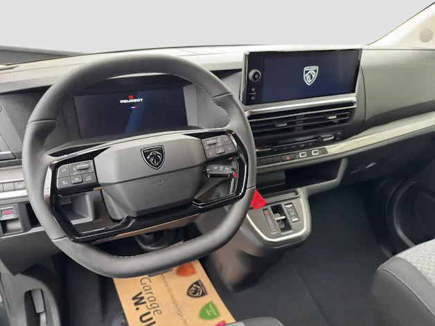 PEUGEOT Traveller Std. Family Ed. 2.2 BHDI 180 PS EAT 8