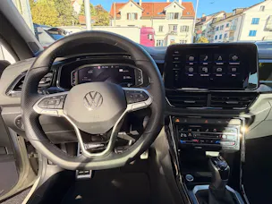 VW T-Roc R-LINE EDITION KARMANN PLUS *** 5 JAHRE VW GARANTIE & STANDHEIZUNG ***