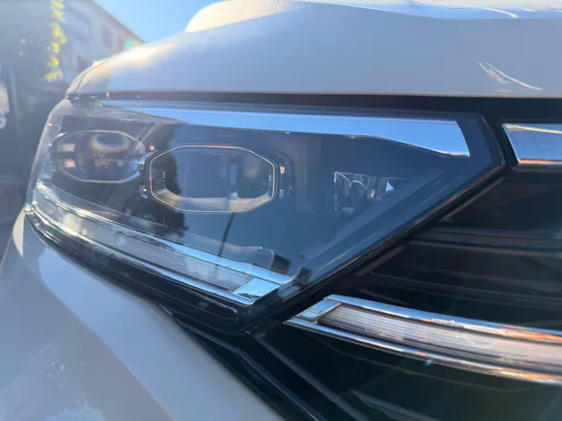 VW T-Roc R-LINE EDITION KARMANN PLUS *** 5 JAHRE VW GARANTIE & STANDHEIZUNG ***