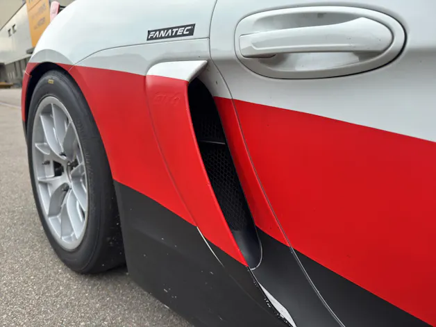 PORSCHE Cayman (981) GT4 Clubsport