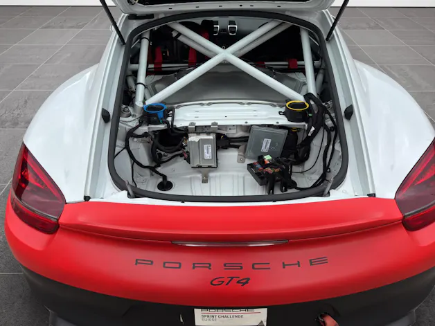 PORSCHE Cayman (981) GT4 Clubsport
