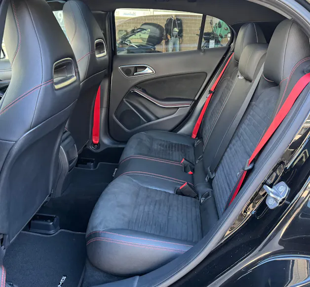 MERCEDES-BENZ GLA 45 AMG 4Matic 7G-DCT