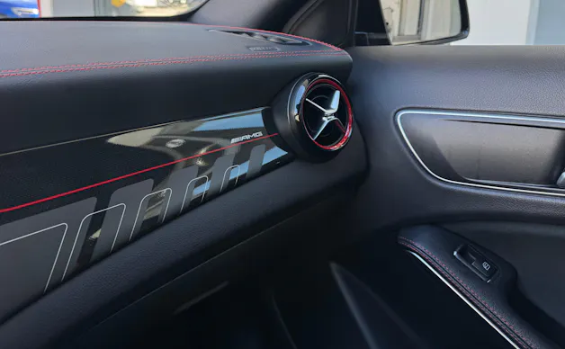 MERCEDES-BENZ GLA 45 AMG 4Matic 7G-DCT