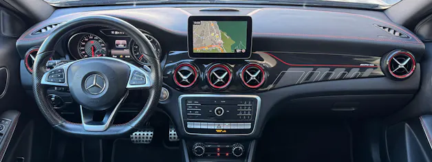 MERCEDES-BENZ GLA 45 AMG 4Matic 7G-DCT